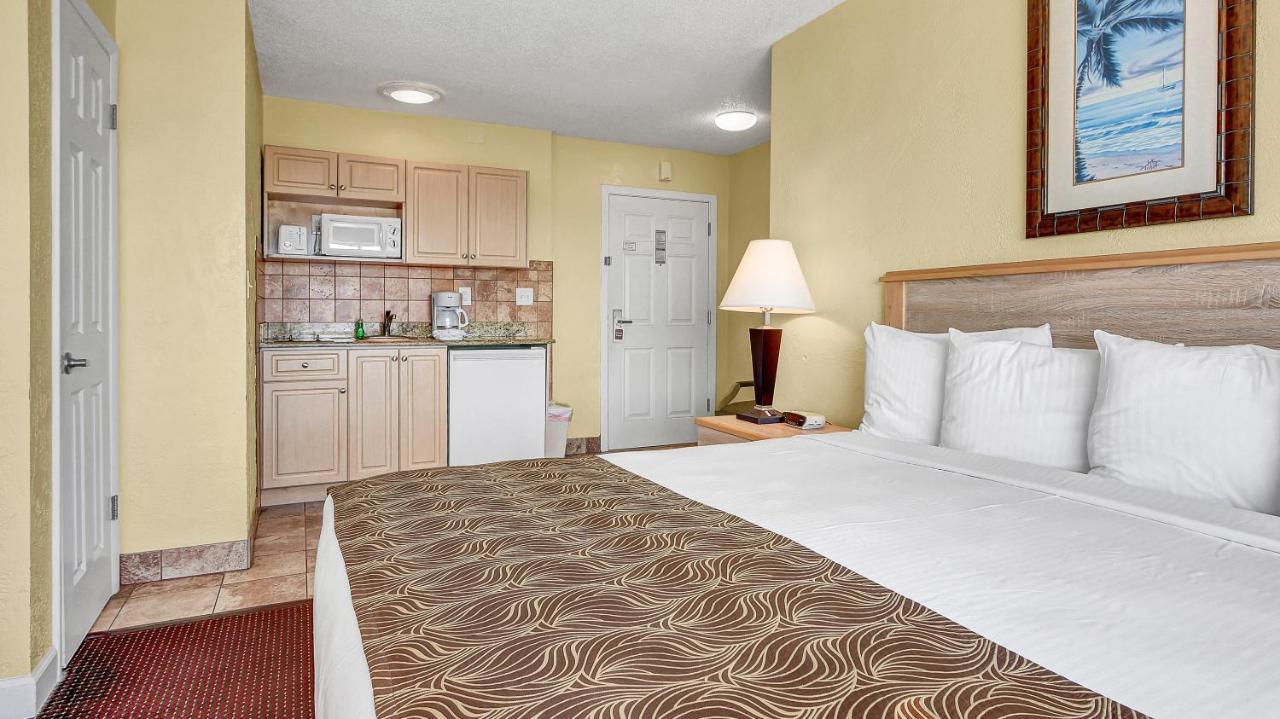 Page Terrace Beachfront Hotel St. Pete Beach Buitenkant foto