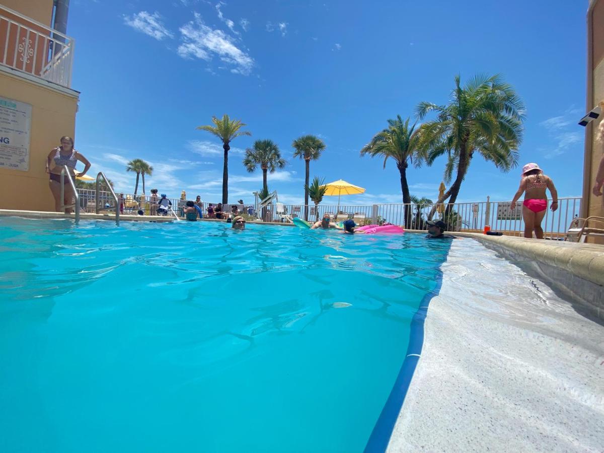 Page Terrace Beachfront Hotel St. Pete Beach Buitenkant foto