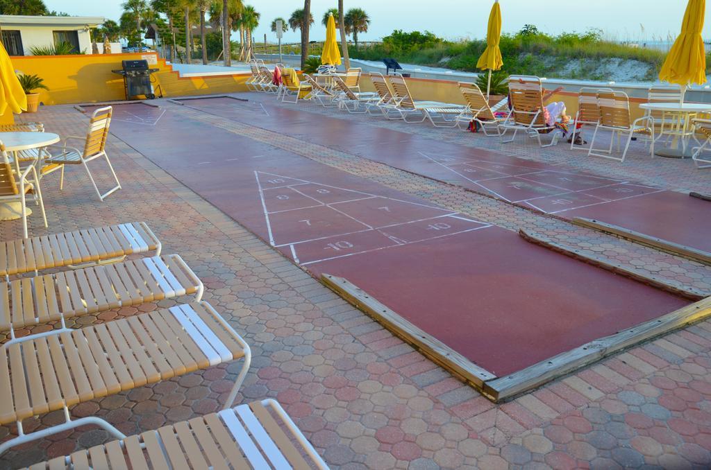 Page Terrace Beachfront Hotel St. Pete Beach Buitenkant foto