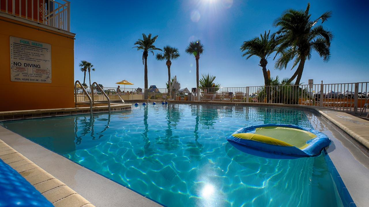 Page Terrace Beachfront Hotel St. Pete Beach Buitenkant foto